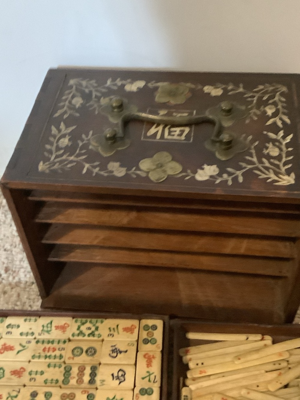 Traditional Wooden Mahjong Set in Brown – Complete Collection - Picture 2 of 16